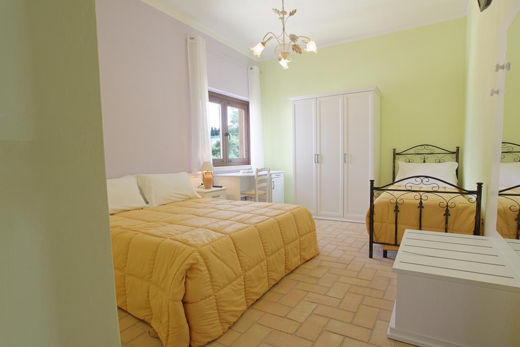 Agriturismo Feudo Muxarello Aragona Pokój zdjęcie
