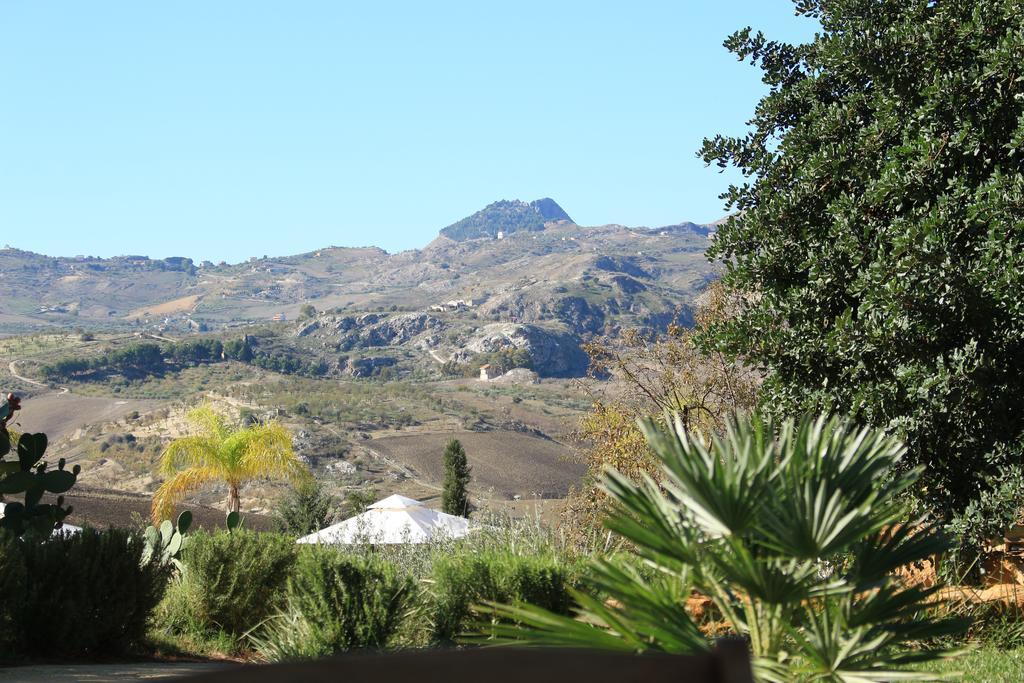 Willa Agriturismo Feudo Muxarello Aragona Zewnętrze zdjęcie